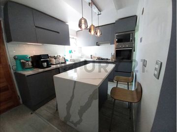 CASA EN VENTA, 5D 4B, QUILICURA