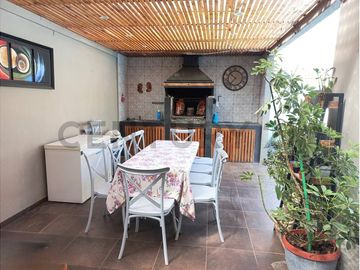 CASA EN VENTA, 5D 4B, QUILICURA