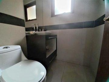 Av. La Dehesa/Av. Del Marquez - Casa - Venta