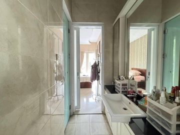 Rumah Hoek di Modern Hill Harga Murah Luas 148 M2 Siap Huni