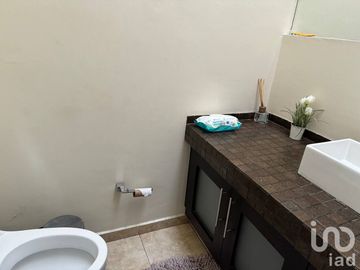 Venta de casa con 1 sola planta y seguridad 24/7 seguridad En Alfonso Millán  Huertas del Llano