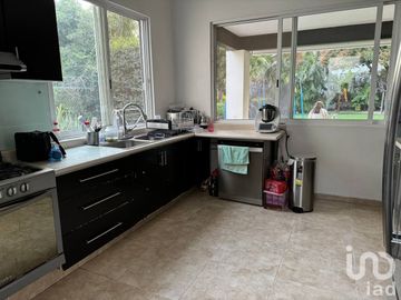 Venta de casa con 1 sola planta y seguridad 24/7 seguridad En Alfonso Millán  Huertas del Llano