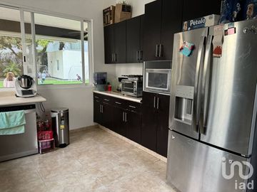 Venta de casa con 1 sola planta y seguridad 24/7 seguridad En Alfonso Millán  Huertas del Llano