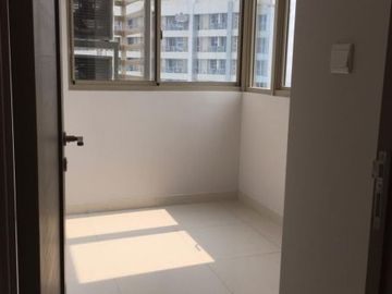 Disewakan 2 br taman anggrek residence