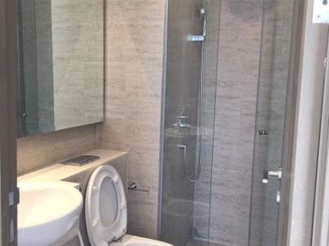 Disewakan 2 br taman anggrek residence
