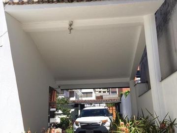 Vendo amplia casa más galpon, 997m2, Sector San Fernando