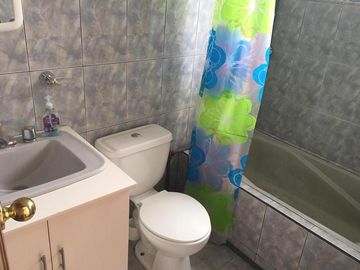 Vendo amplia casa más galpon, 997m2, Sector San Fernando
