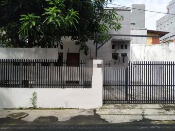 DIJUAL RUMAH LAMA (Masih Layak Pakai) DI JL. GRINTING KEBAYORAN BARU JAKARTA SELATAN