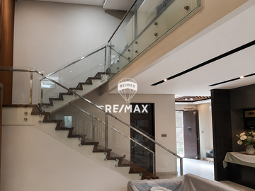 DIJUAL CEPAT! Rumah Mewah di Boulevard Banjar Wijaya, Hanya 50 Meter dari Gerbang Utama