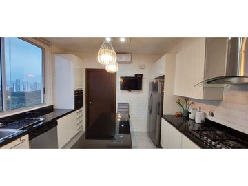Se Vende apartamento en Altos del Golf, Ph Jade