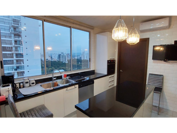 Se Vende apartamento en Altos del Golf, Ph Jade
