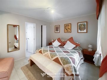 Casa en venta de 6 dorm. en Las Cabras