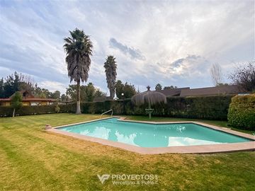 Casa en venta de 6 dorm. en Las Cabras