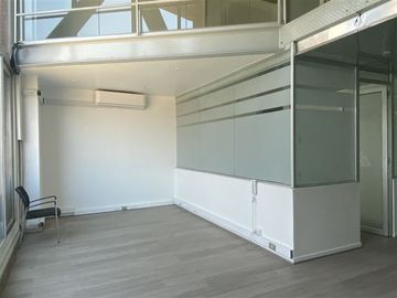 Oficina en Venta en Oficina dúplex 120 m2 en dos plantas