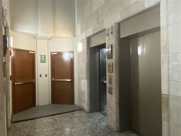 Oficina en Venta en Oficina dúplex 120 m2 en dos plantas