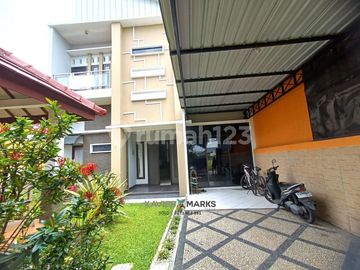 Rumah Nyaman Ada Gazebo Fully Furnished Banyuanyar Solo