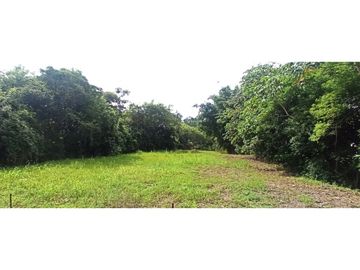 SE VENDE TERRENO EN VIA PRINCIPAL >>LA MESA<<