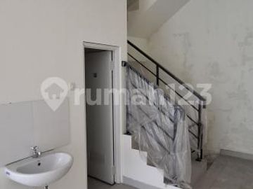 Ruko 3.5 Lantai Wiguna Surabaya - Rk007apd