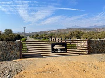 Sitio en Venta en Exclusivo sitio 27 en Condominio VALLE OCULTO, Catapilco, Zapallar
