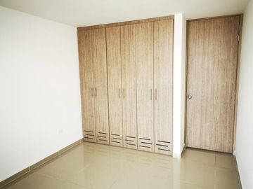 apartamento en venta en conjunto residencial portobello  piso 6. Cod V11664
