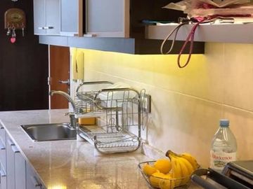 RECOLETA -Moderno y lujoso piso de 5 ambientes, con dependencia, cochera y baulera
