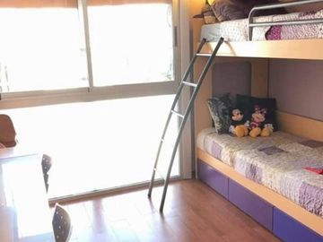 RECOLETA -Moderno y lujoso piso de 5 ambientes, con dependencia, cochera y baulera