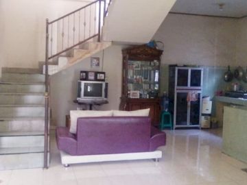 RUMAH 2 LANTAI DI UJUNGBERUNG BANDUNG
