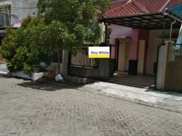 Disewakan rumah di purimas , rungkut