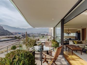 Departamento en venta de 3 dorm. en Vitacura