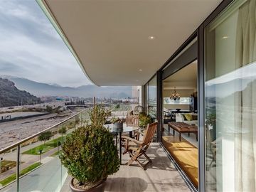 Departamento en venta de 3 dorm. en Vitacura
