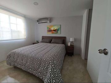 Venta de Casa  Modelo Ria en la Urb. Casalaguna, Samborondon, Aurora, cerca del C.C Riocentro el Dorado