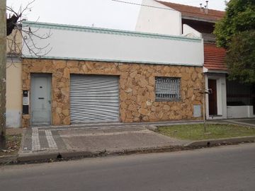 Casa en venta en Remedios de Escalada Oeste