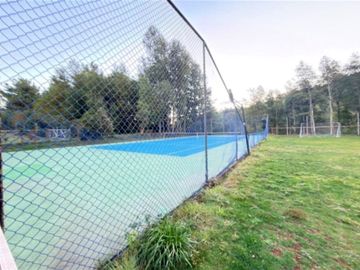 Casa en parcela venta 4D/4B piscina en Rio Plata - Pucón