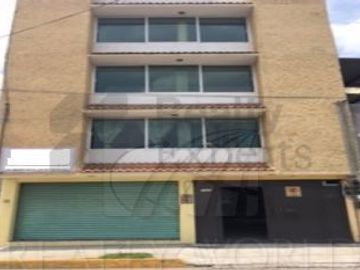 Edificio - Habitacional en Venta en Del Parque