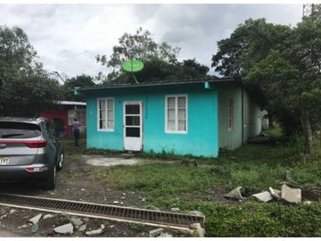 VENDO CASAS COMERCIALES EN VOLCAN