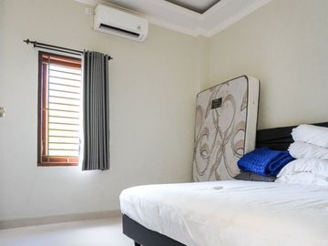 RUMAH 2 LANTAI PLUS ROOFTOP DI UNGASAN DEKAT PANTAI