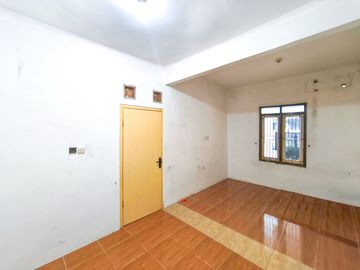 Rumah SHM 1 Lantai 12 Menit ke Mal Ciputra Tangerang Bisa KPR J-44651