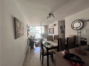 SE VENDE HERMOSO APARTAMENTO SOMBRA EN MIRAMAR