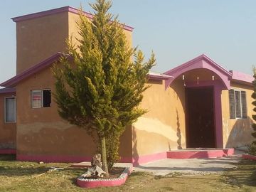 Casa en Villa Victoria