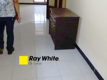 Dijual Rumah Margorejo Strategis Belakang Giant, Surabaya