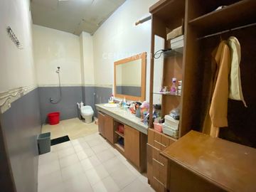 SUPER STRATEGIS TENGAH KOTA Rumah Siap Huni Jl Dg Tata 1