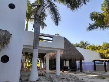 RANCHO EN VENTA DE 35.5 has. A 18KM DE LA PLAYA EN TELCHAC PBLO. YUCAT