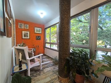 Apartamento en venta, Laureles, Remodelado.
