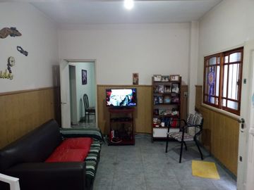 Casa en venta en Moron Sur
