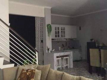 Rumah Dalam Perumahan Elite di Pondok Permai Tamantirta
