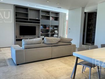 BAU PROPIEDADES: Casa  en venta al Golf y a la laguna interna- El Golf - Nordelta