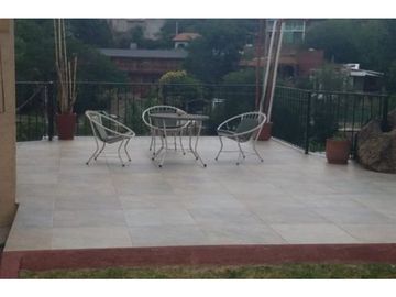 VENTA - Casa moderna con pileta - Villa Del Lago, Villa Carlos Paz