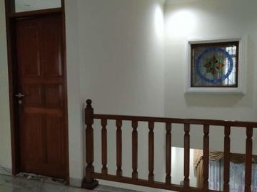 Rumah Bagus Strategis Lantai Marmer Tanah Luas Siap Huni Sukamiskin Arcamanik Bandung