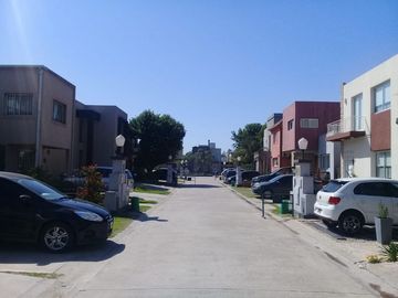 Casa en venta en Parque Leloir
