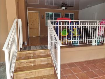 SE VENDE CASA REMODELADA EN CERRO VIENTO